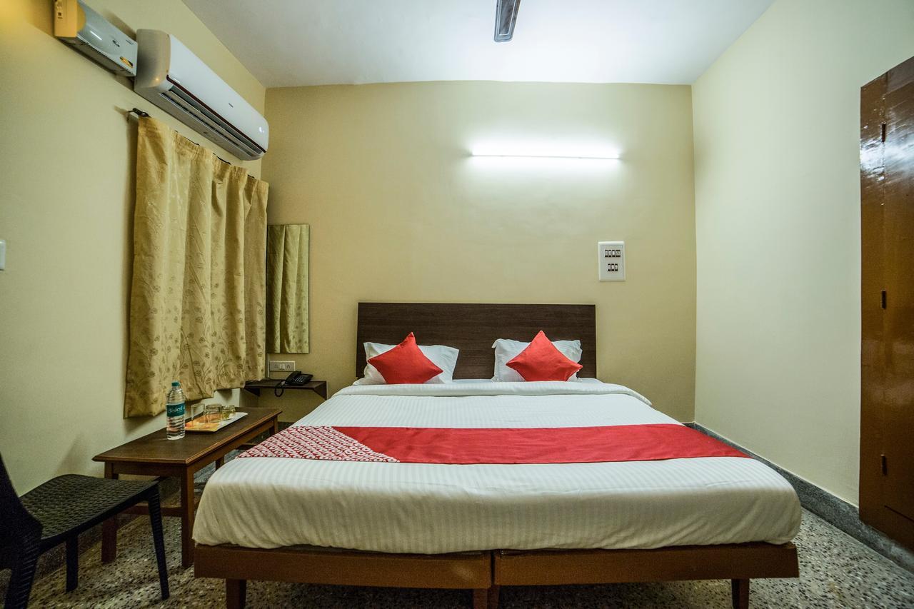Hotel Oyo 13374 Vididhi Visakhapatnam Exterior foto