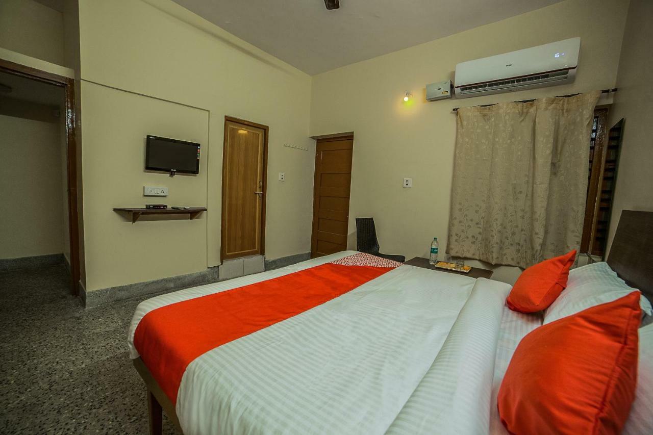 Hotel Oyo 13374 Vididhi Visakhapatnam Exterior foto